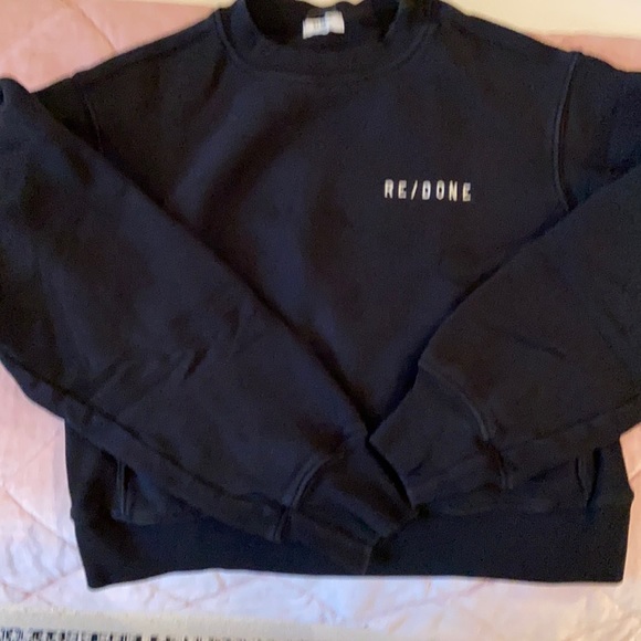 Re/Done Sweaters - Black cropped sweatshirt